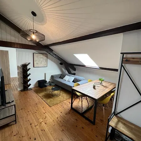 Charming F4 Near Train Station And Appartement *